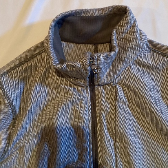 Lululemon Zip up - Picture 3 of 6